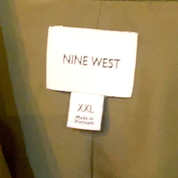 Gorgeous & Classy  Jacket by Nine West. Size XXL - Picture 7 of 8